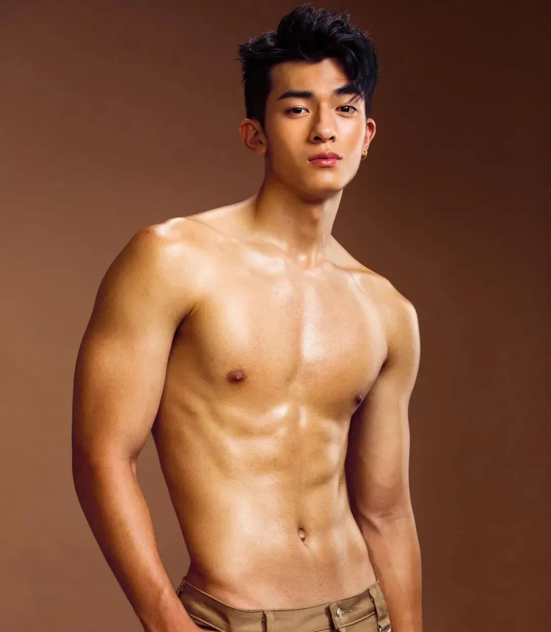 19岁的钻石男大,又又又被男摄影师拍了!-NICEOLO
