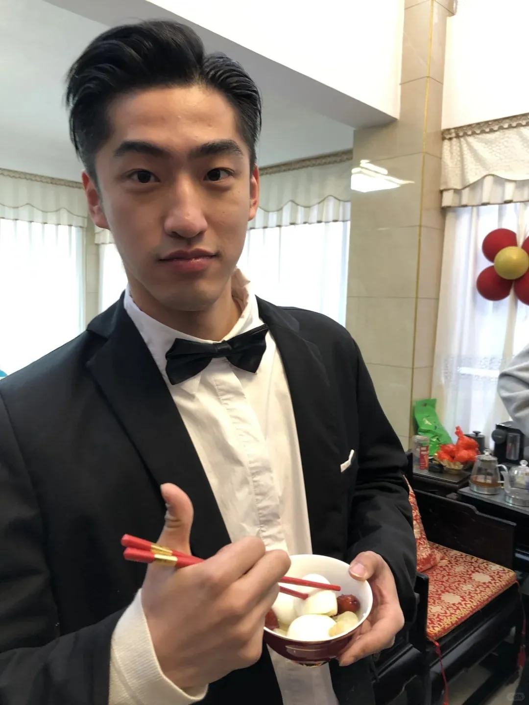 人家秋雅結婚,你一個大鼻子伴郎又唱又跳的!-NICEOLO