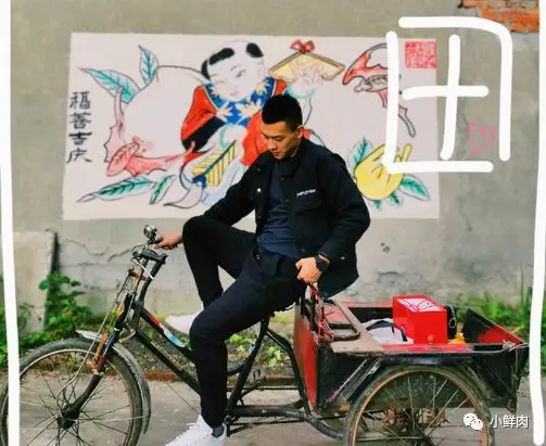 成都太古里执勤特警小哥意外走红，这也太帅了吧！-NICEOLO