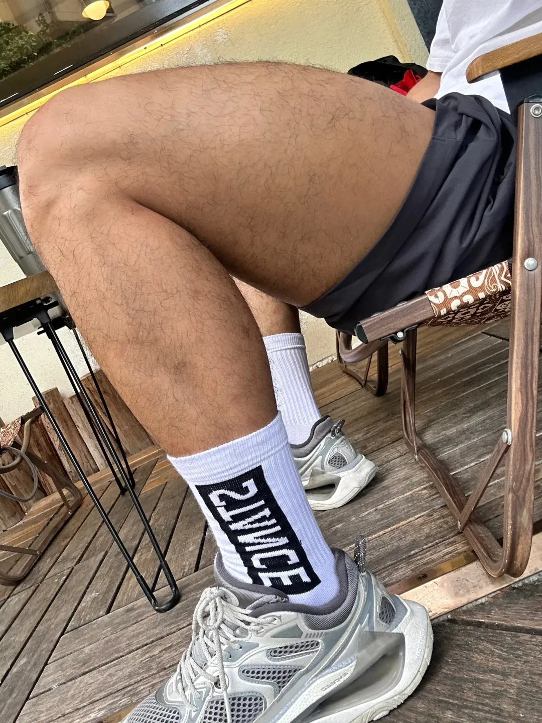 被这个乐刻肌肉教练帅晕，简直就是行走的荷尔蒙啊！-NICEOLO