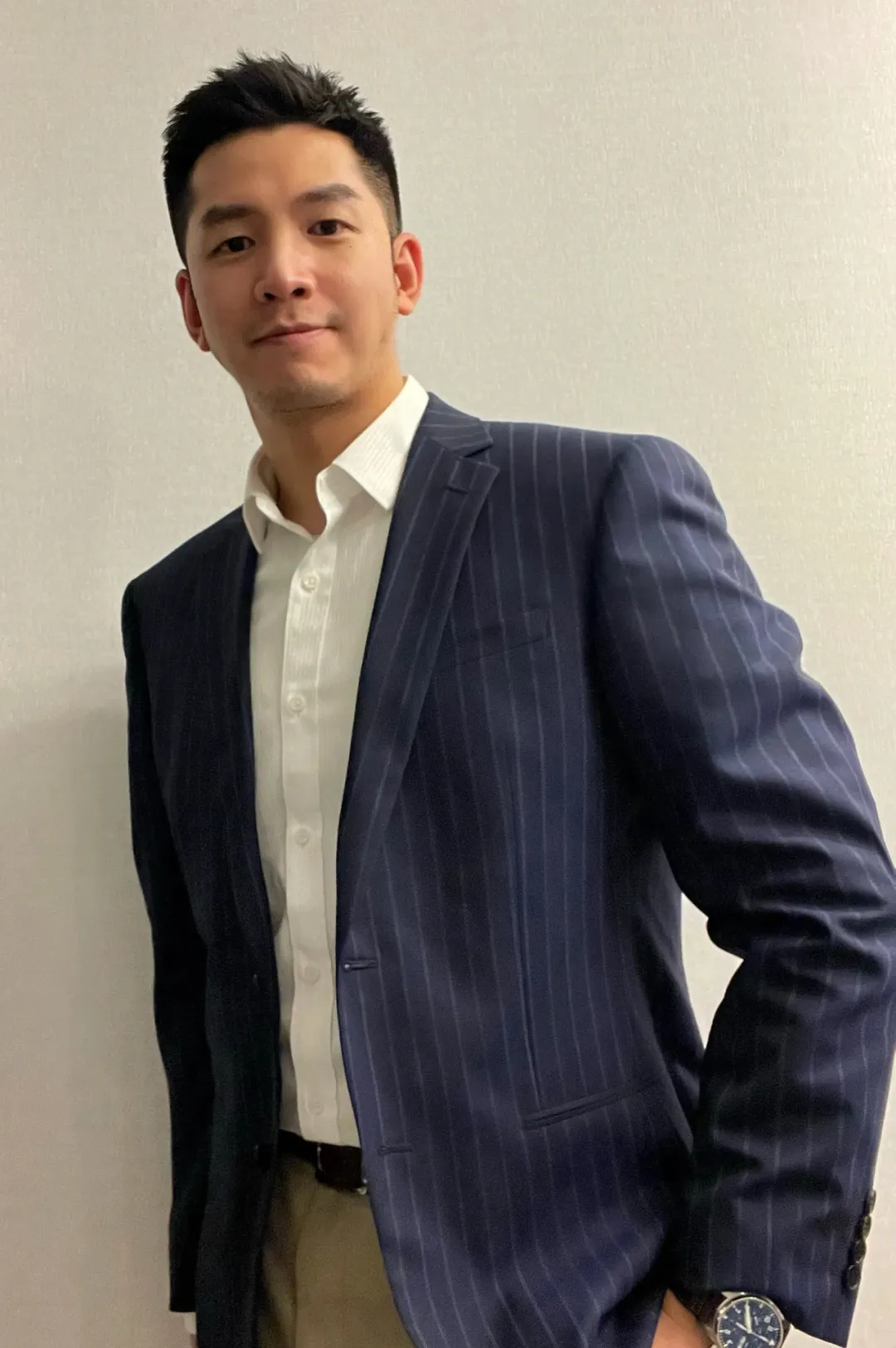 除了阿红,这几天他也很火!37岁的他居然当上总裁了……-NICEOLO