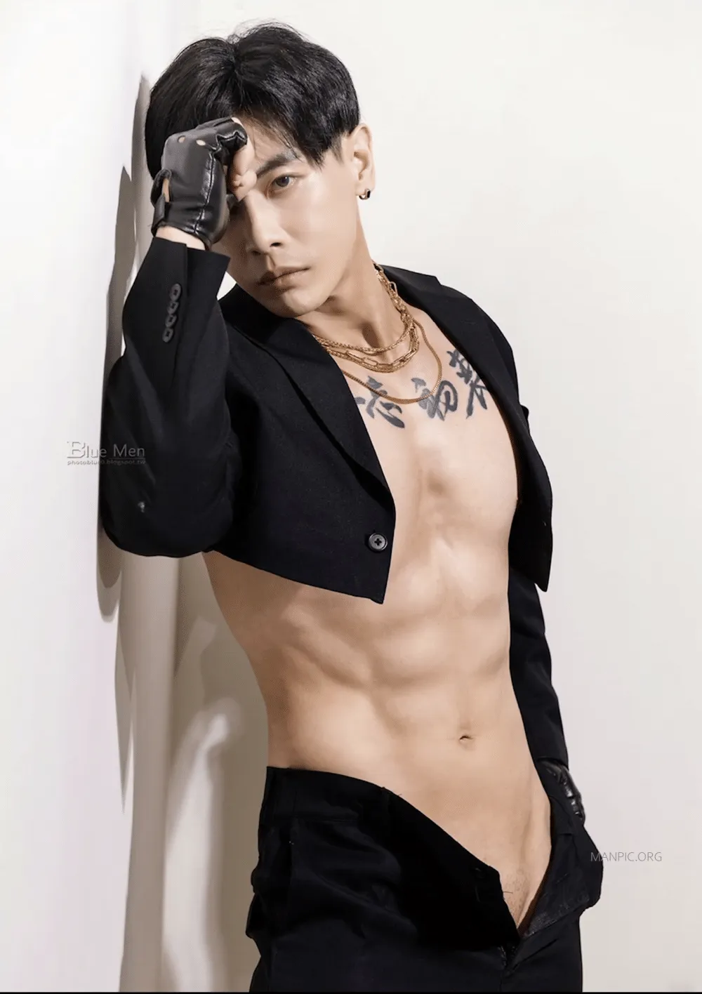 BLUEMEN 藍男色 NO.482 風暴猛男舞者的泌蜜探索 唐子元-NICEOLO