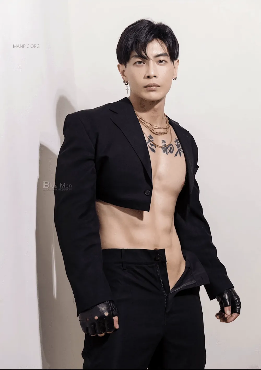 BLUEMEN 藍男色 NO.482 風暴猛男舞者的泌蜜探索 唐子元-NICEOLO